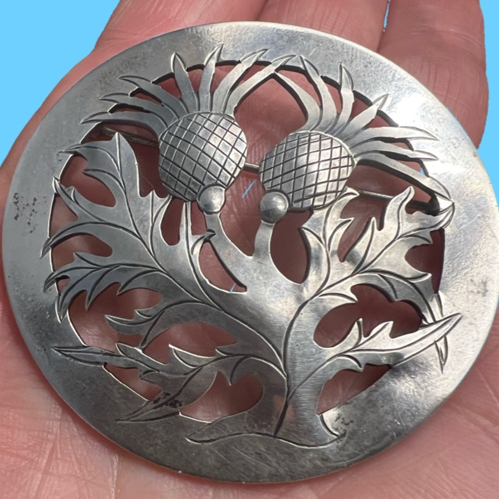 Vintage Sterling Silver Scottish Thistle Brooch Celtic Openwork Pin 20 Grams - Picture 4 of 8